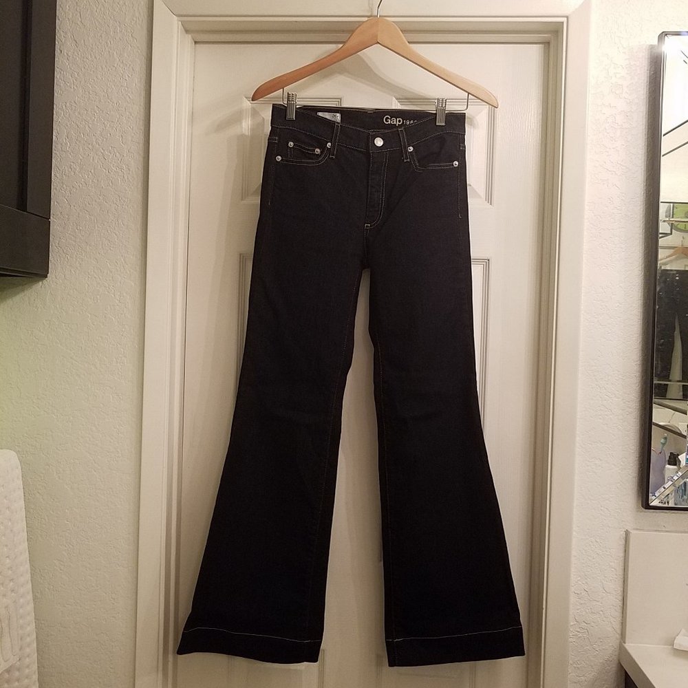 Gap 1969 authentic flare jeans, 26